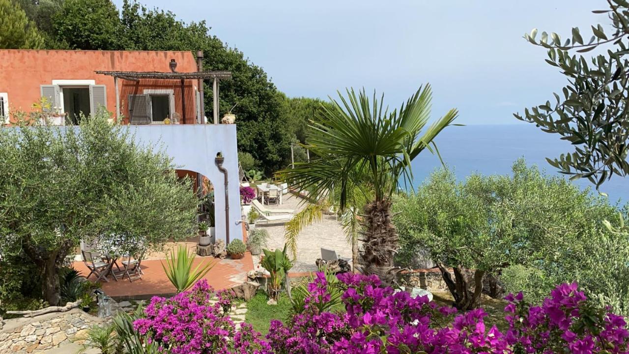 La Bouganvilla Charme & Relax Vista Mare Финале Лигуре Экстерьер фото
