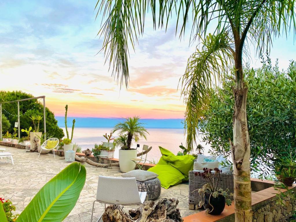 La Bouganvilla Charme & Relax Vista Mare Финале Лигуре Экстерьер фото